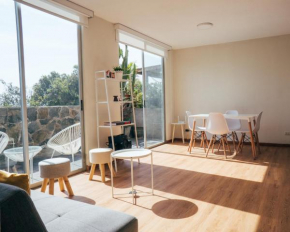 Acogedor departamento con amplia terraza